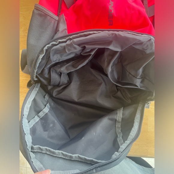 Under armour backpack - Picture 10 of 13